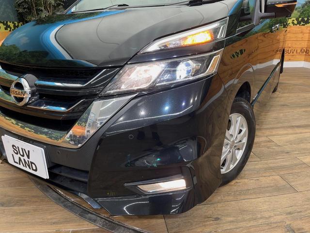 セレナ ハイウェイスター　ＶセレクションＩＩ　４ＷＤ　禁煙車　ＳＤナビ　後席モニター　全周囲カメラ　衝突軽減装置　リアオートエアコン　両側電動スライドドア　クルーズコントロール　ＥＴＣ　純正１５インチアルミホイール　純正革巻きステアリング（13枚目）