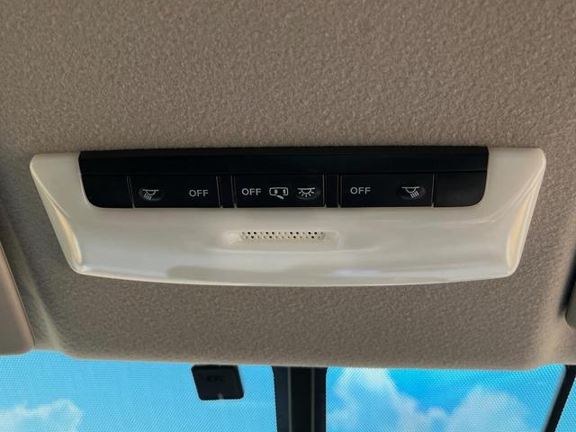 セレナ ハイウェイスター　ＶセレクションＩＩ　４ＷＤ　禁煙車　ＳＤナビ　後席モニター　全周囲カメラ　衝突軽減装置　リアオートエアコン　両側電動スライドドア　クルーズコントロール　ＥＴＣ　純正１５インチアルミホイール　純正革巻きステアリング（58枚目）