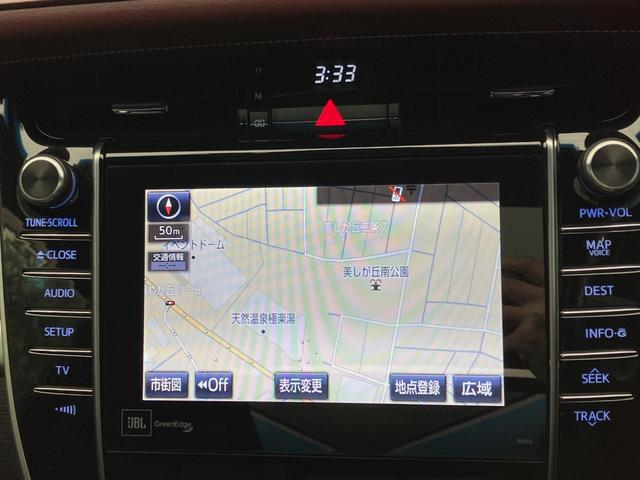 ハリアーハイブリッド プレミアム　アドバンスドパッケージ　４ＷＤ　禁煙車　メーカー８型ナビ　全周囲カメラ　ムーンルーフ　ＪＢＬサウンドシステム　黒革シート　シートヒーター　パワーバックドア　レーダークルーズコントロール　前席パワーシート　置くだけ充電（3枚目）