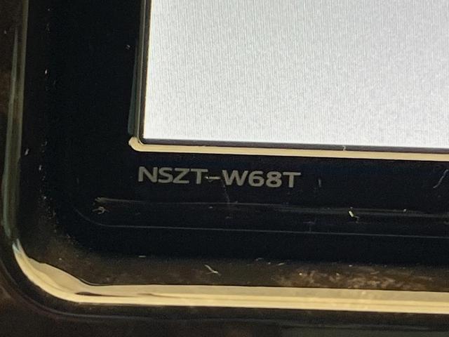 ハイエースバン スーパーＧＬ　ダークプライムＩＩ　４ＷＤ　ディーゼル車　モデリスタエアロ　フリップダウンモニター　純正ＳＤナビ　ベッドキット　両側電動スライドドア　トヨタセーフティセンス　デジタルインナーミラー　ＡＣ１００Ｖ電源　ＬＥＤヘッドライト（64枚目）