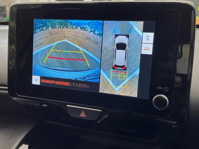 ヤリスクロス Ｚ　４ＷＤ　純正８型ナビ　全周囲カメラ　衝突被害軽減システム　レーダークルーズ　ブラインドスポットモニター　禁煙車　シートヒーター　パワーシート　ステアリングヒーター　ＬＥＤヘッドライト　オートハイビーム（4枚目）