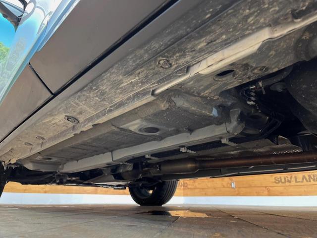 ヤリスクロス Ｚ　４ＷＤ　純正８型ナビ　全周囲カメラ　衝突被害軽減システム　レーダークルーズ　ブラインドスポットモニター　禁煙車　シートヒーター　パワーシート　ステアリングヒーター　ＬＥＤヘッドライト　オートハイビーム（56枚目）