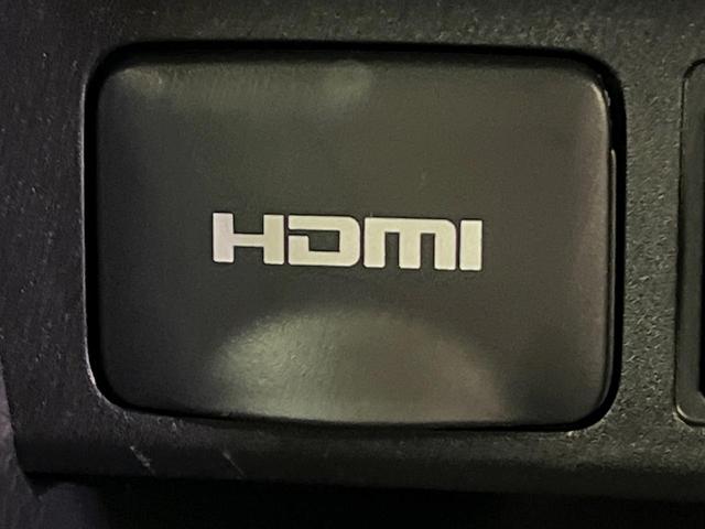 ヤリスクロス ハイブリッドＺ　４ＷＤ　禁煙車　寒冷地仕様　８型ディスプレイオーディオ　全周囲カメラ　シートヒーター　ブラインドスポットモニター　レーダークルーズコントロール　衝突軽減装置　ＥＴＣ　ステアリングヒーター（46枚目）