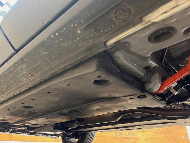 ヤリスクロス ハイブリッドＺ　４ＷＤ　禁煙車　寒冷地仕様　８型ディスプレイオーディオ　全周囲カメラ　シートヒーター　ブラインドスポットモニター　レーダークルーズコントロール　衝突軽減装置　ＥＴＣ　ステアリングヒーター（67枚目）