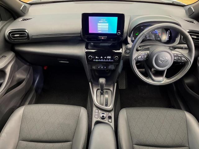 ヤリスクロス ハイブリッドＺ　４ＷＤ　全周囲カメラ　寒冷地仕様　８型ディスプレイオーディオ　禁煙車　ブラインドスポットモニター　シートヒーター　レーダークルーズ　ＥＴＣ　フルセグ　ＬＥＤヘッドライト　ステアリングヒーター（2枚目）