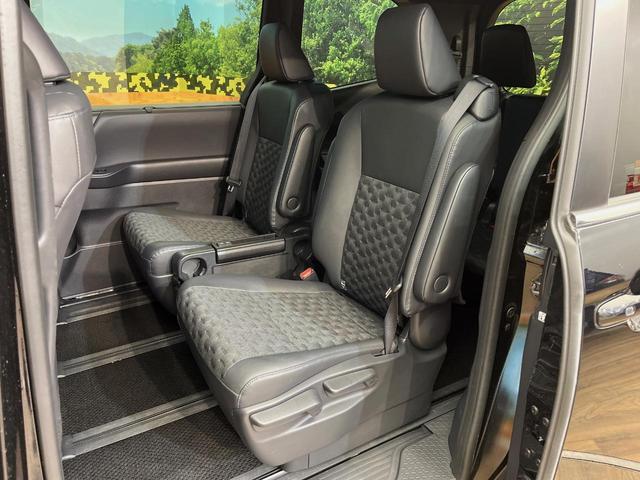 ヴォクシー Ｓ－Ｚ　４ＷＤ　両側電動ドア　禁煙車　寒冷地仕様　衝突被害軽減システム　レーダークルーズコントロール　バックカメラ　コーナーセンサー　スマートキー　ＬＥＤヘッドライト　ＥＴＣ２．０　純正１６インチアルミ（42枚目）