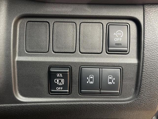 セレナ ハイウェイスターＶ　４ＷＤ　フリップダウンモニター　純正１０インチナビ　全周囲カメラ　プロパイロット　デジタルインナーミラー　両側電動スライドドア　ＬＥＤヘッドライト　電動パーキングブレーキ（8枚目）