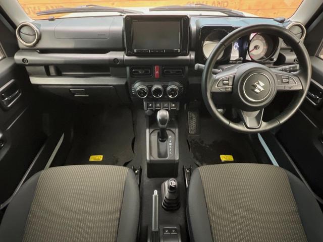 ジムニー ＸＣ　禁煙車　８インチＳＤナビ　クルーズコントロール　衝突被害軽減装置　バックカメラ　シートヒーター　ＬＥＤヘッドライト　オートライト　純正１６インチアルミ　オートエアコン　ＥＴＣ　スマートキー（2枚目）