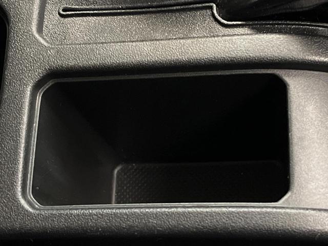 ジムニー ＸＣ　禁煙車　８インチＳＤナビ　クルーズコントロール　衝突被害軽減装置　バックカメラ　シートヒーター　ＬＥＤヘッドライト　オートライト　純正１６インチアルミ　オートエアコン　ＥＴＣ　スマートキー（37枚目）