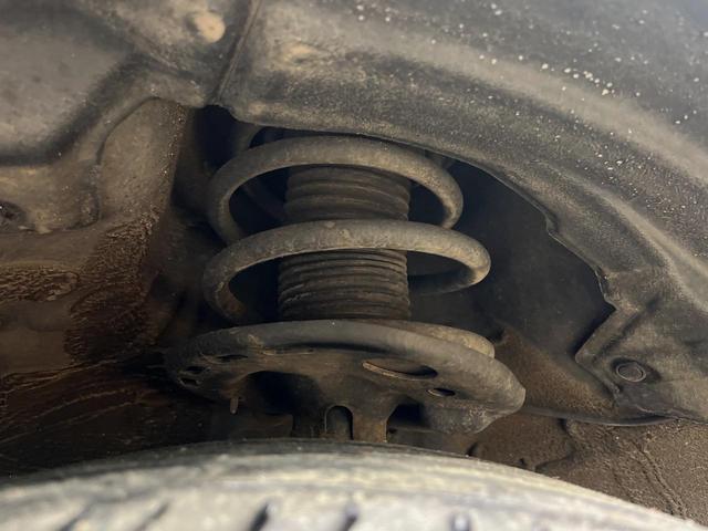 ＮＸ ＮＸ３００　Ｆスポーツ　４ＷＤ　禁煙車　１０．３型ナビ　パワーバックドア　シートベンチレーション　ブラインドスポットモニター　角型３眼ＬＥＤヘッドランプ　１００Ｖアクセサリーコンセント　置くだけ充電　バックカメラ（76枚目）