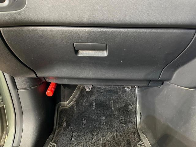 エクストレイル ２０Ｘ　４ＷＤ　純正ＳＤナビ　禁煙車　ＨＩＤヘッドライト　シートヒーター　バックカメラ　スマートキー　ＥＴＣ　純正１７インチアルミ　オートライト　Ｂｌｕｅｔｏｏｔｈ　ＣＤ　ＤＶＤ再生　フルセグ（50枚目）