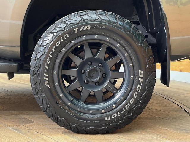 ランドクルーザープラド ＴＸ　４ＷＤ　ディーゼル　純正ナビ　デジタルインナーミラー　ＬＥＤヘッドライト　ルーフレール　ＢＦグッドリッチホワイトレター　バックカメラ　フォグランプ　ヒルスタートアシスト（32枚目）