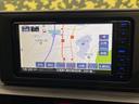 【純正ナビ】人気の純正ナビを装備。オーディオ機能も充実しており、Bluetooth接続すればお持ちのスマホやMP3プレイヤーの音楽を再生可能!毎日の運転がさらに楽しくなります!!