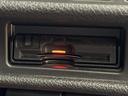 ２０Ｘ　４ＷＤ　フリップダウンモニター　パワーバックドア　シートヒーター　ＬＥＤヘッドライト　純正ナビ　禁煙車　バックカメラ　左右独立オートエアコン　ＥＴＣ　フルセグ　オートライト　ＣＤ／ＤＶＤ（9枚目）
