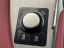 ＲＸ２００ｔ　Ｆスポーツ　４ＷＤ　パノラマサンルーフ　ＴＲＤエアロ　１２．３型純正ナビ　全周囲カメラ　衝突被害軽減システム　レーダークルーズ　禁煙車　電動リアゲート　革シート　シートエアコン　パワーシート　三眼ＬＥＤヘッド（61枚目）
