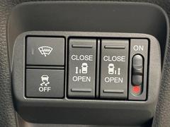 ��ξ¦�ѥ���饤�ɥɥ��ۥ��ޡ��ȥ����䱿ž�ʤΥ����å��Ǹ���ξ¦���饤�ɥɥ��γ��Ĥ���ǽ����ư�������Ϥ�����ƥɥ��򳫤���ɬ�פ�̵���������ʤ����ͤǤ��ñ�˳����Ĥ�Ǥ���Ŭ�Ǥ��� 4