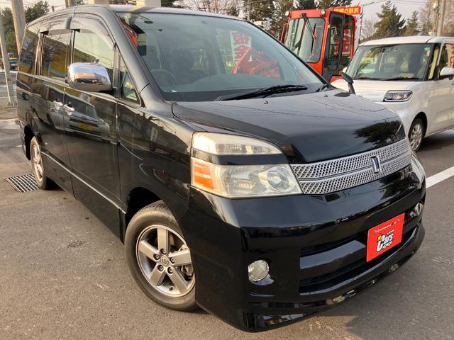 ヴォクシー Ｚ　煌　４ＷＤ　キーレス　エンジンスターター　オートエアコン　左右電動スライドドア　ステアリングシフト　ＨＩＤライト　純正１５インチアルミ（6枚目）