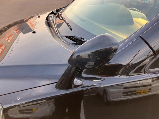 ヴォクシー Ｚ　煌　４ＷＤ　キーレス　エンジンスターター　オートエアコン　左右電動スライドドア　ステアリングシフト　ＨＩＤライト　純正１５インチアルミ（51枚目）