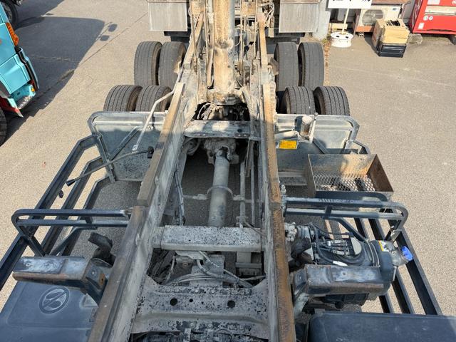 プロフィア 10.3t 新明和製ロングダンプ 6.3m荷台長 走行385000km 360馬力 7速 車検令和8年6月 定員2名 電動コボレーン 300Lタンク 積載量10,300kg 車輌総重量21,930kg(24枚目)