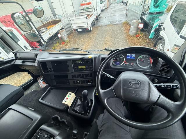 プロフィア 10.3t 新明和製ロングダンプ 6.3m荷台長 走行385000km 360馬力 7速 車検令和8年6月 定員2名 電動コボレーン 300Lタンク 積載量10,300kg 車輌総重量21,930kg(44枚目)