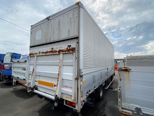 4tワイド アルミウイング Pゲート付 6.2m荷台長(3枚目)