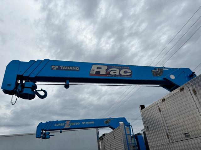 スーパーグレート 　１１．８ｔ　セルフ４段クレーン　タダノ製ＺＲ５０４　ラジコン　荷台寸８．７４ｍ×２．３７ｍ　走行２９４６００ｋｍ　３８０馬力　７速　定員２名　積載量１１８００ｋｇ　　車検整備付　アドブルー（18枚目）