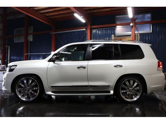4WD/Sunroof/8-LeatherSeat/Navi/CD/DVD/AW/No-accidents/LeatherSeat/PowerSeat/BackCamera/NonSmoking