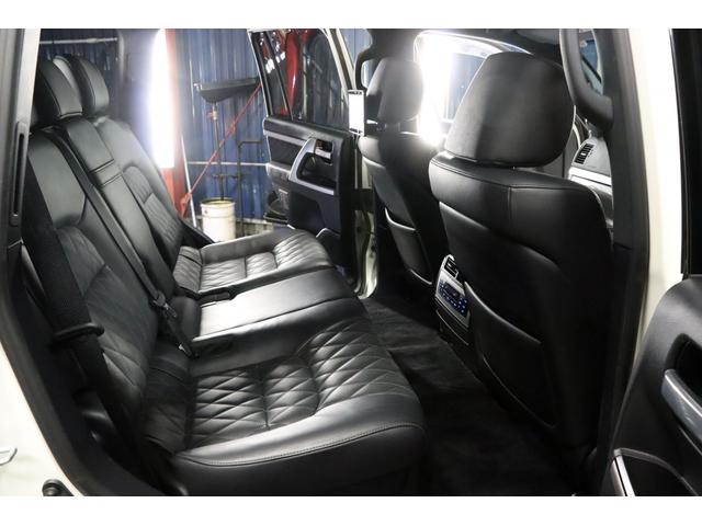 4WD/Sunroof/8-LeatherSeat/Navi/CD/DVD/AW/No-accidents/LeatherSeat/PowerSeat/BackCamera/NonSmoking