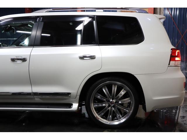 4WD/Sunroof/8-LeatherSeat/Navi/CD/DVD/AW/No-accidents/LeatherSeat/PowerSeat/BackCamera/NonSmoking