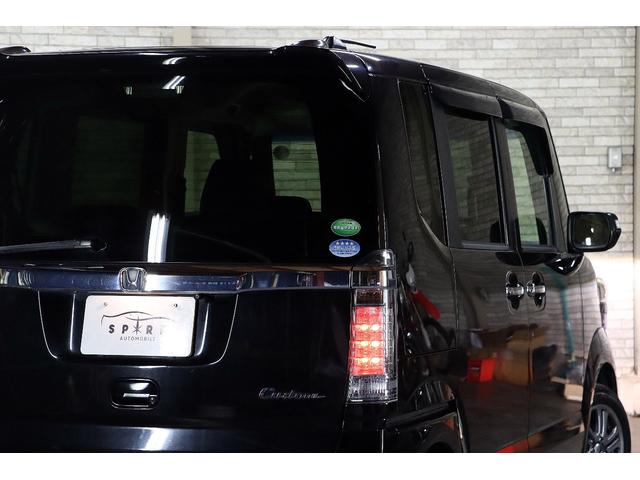 Ｎ－ＢＯＸカスタム Ｇ・Ｌパッケージ４ＷＤ後期型ｘ夏冬タイヤセット付ｘエンスタ　クラッツィオ黒革調シートカバー／左右後席テーブル／シティブレーキアクティブシステム／リア左右サンシェード／フルセグＴＶ／ＣＤ／ＤＶＤ／ルームランプＬＥＤ／ＨＩＤヘッド／ドアバイザー／ウインカーミラー（79枚目）