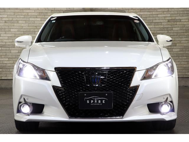 クラウンハイブリッド アスリートＳＦｏｕｒブラックスタイル４ＷＤ本州仕入特別仕様車　ブラックスパッタリング１８ＡＷ／新品社外ハンドル／ソナー／メッキリング／オートポール／オートリアサンシェード／フルセグＴＶ／ＴＶキャンセラー／ルームＬＥＤ／Ｂｌｕｅｔｏｏｔｈ／ＥＴＣ／ＵＳＢ／ＤＶＤ（4枚目）