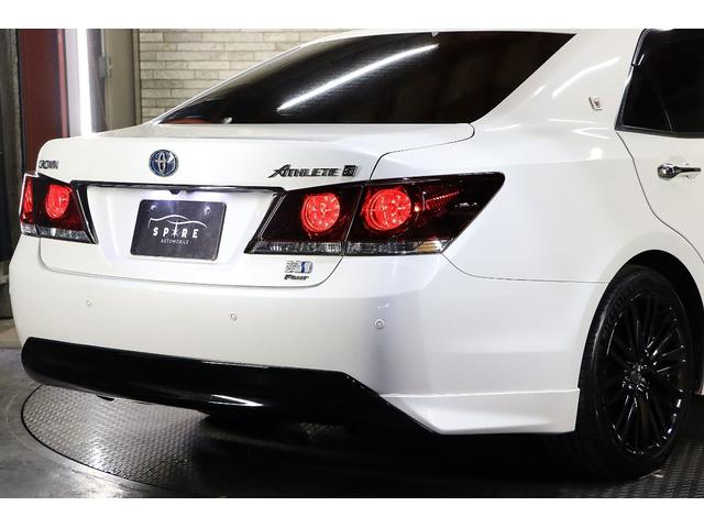 クラウンハイブリッド アスリートＳＦｏｕｒブラックスタイル４ＷＤ本州仕入特別仕様車　ブラックスパッタリング１８ＡＷ／新品社外ハンドル／ソナー／メッキリング／オートポール／オートリアサンシェード／フルセグＴＶ／ＴＶキャンセラー／ルームＬＥＤ／Ｂｌｕｅｔｏｏｔｈ／ＥＴＣ／ＵＳＢ／ＤＶＤ（80枚目）