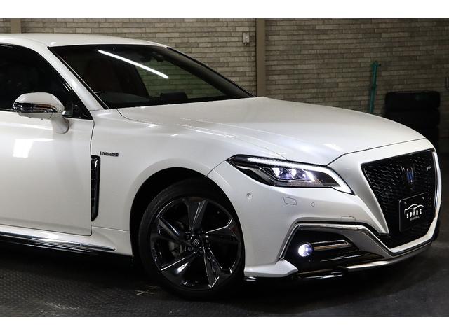 クラウンハイブリッド ＲＳアドバンスＦｏｕｒ４ＷＤＴＲＤフルエアロ４本出しマフラー　本州仕入／禁煙車／寒冷地リアフォグ／ＮＥＷリアスモーク施工／パノラミックビュー全方位カメラ／デジタルインナーミラー／ハーフレザーシート／ナビ／フルセグＴＶ／３眼ＬＥＤヘッドライト／カードキー／ドラレコ（70枚目）