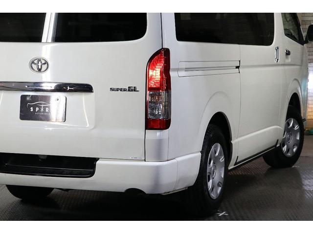 ハイエースバン ロングスーパーGL4WD本州仕入x寒冷地仕様x夏冬タイヤ付 メモリーナビ/地デジTV/CD/Bluetooth/ETC/キーレス//新品4灯LED/新品スモール&ナンバー灯LED/ドアバイザー/電動格納ミラー/ライトレベライザー/4型スーパーGL/2バッテリー(52枚目)