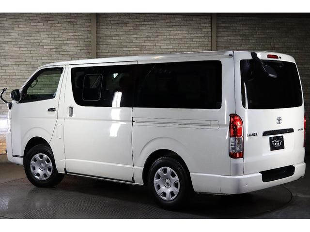 ハイエースバン ロングスーパーGL4WD本州仕入x寒冷地仕様x夏冬タイヤ付 メモリーナビ/地デジTV/CD/Bluetooth/ETC/キーレス//新品4灯LED/新品スモール&ナンバー灯LED/ドアバイザー/電動格納ミラー/ライトレベライザー/4型スーパーGL/2バッテリー(71枚目)