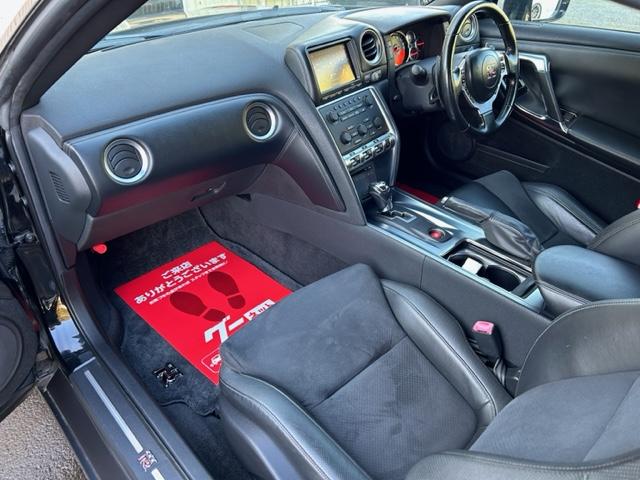 ＧＴ－Ｒ プレミアムエディション　ＴＣＭバージョンアップＭＹ１３ミッションプログラム　メインＣＰＵブーストアップ６００馬力仕様　トラストステンマフラー　Ｒ３５用車高調アダプター　アドバンＲＳ－Ｄ２０インチアルミ（13枚目）