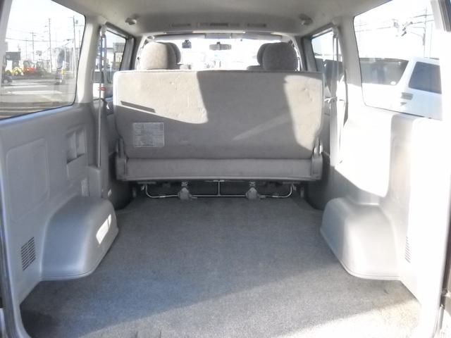 ハイエースバン ロングスーパーGL 本州仕入 ディーゼル オートマ4WD 走行178000K キーレス ABSエアバック ナビTV Bトゥース DVD再生 ETC オートライト デュアルエアコン Rヒーター Pガラス ドライブレコーダー(10枚目)