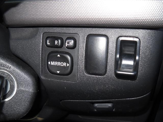 ハイエースバン ロングスーパーGL 本州仕入 ディーゼル オートマ4WD 走行178000K キーレス ABSエアバック ナビTV Bトゥース DVD再生 ETC オートライト デュアルエアコン Rヒーター Pガラス ドライブレコーダー(16枚目)