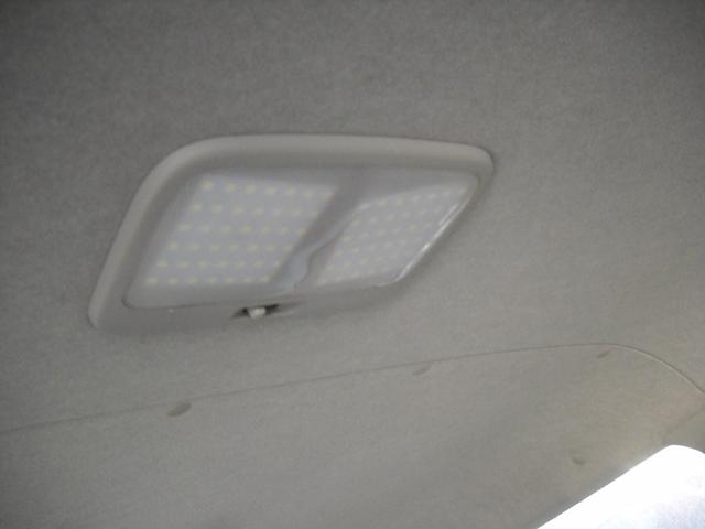 ハイエースバン ロングスーパーGL 本州仕入 ディーゼル オートマ4WD 走行178000K キーレス ABSエアバック ナビTV Bトゥース DVD再生 ETC オートライト デュアルエアコン Rヒーター Pガラス ドライブレコーダー(21枚目)