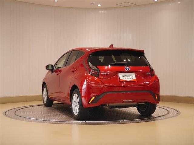 アクア G 衝突被害軽減装置 AC100 LEDヘッド Bモニター オートエアコン クルーズコントロール AW 盗難防止システム 横滑り防止装置 ETC 寒冷地仕様 スマートキー フルセグ キーレス 4WD(3枚目)