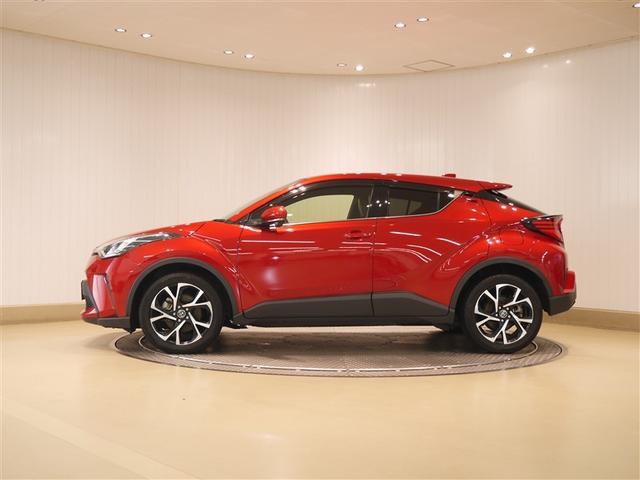 Ｃ－ＨＲ Ｇ－Ｔ　ＬＥＤヘッドライト　クルーズコントロール　寒冷地　キーレスエントリー　ＡＢＳ　イモビライザー　フルオートエアコン　エアバッグ　アルミ付　ハーフレザーシート　スマートキ－　フルタイム４ＷＤ　横滑り防止（2枚目）