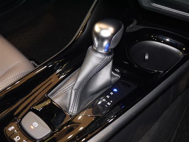 Ｃ－ＨＲ Ｇ－Ｔ　ＬＥＤヘッドライト　クルーズコントロール　寒冷地　キーレスエントリー　ＡＢＳ　イモビライザー　フルオートエアコン　エアバッグ　アルミ付　ハーフレザーシート　スマートキ－　フルタイム４ＷＤ　横滑り防止（6枚目）