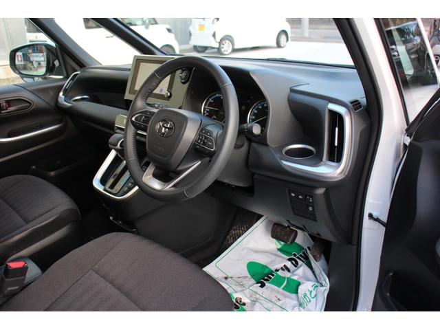 ヴォクシー ハイブリッドＳ－Ｇ　４ＷＤ　ナビ　ＬＥＤライト　Ｂカメラ　両側スライドドア　寒冷地仕様（16枚目）