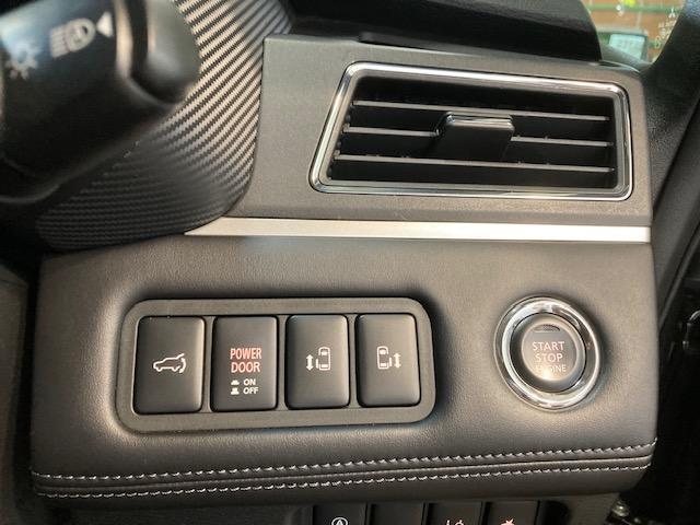 デリカＤ：５ Ｐ　４ＷＤ　フルセグナビ　全方位カメラ　ＥＴＣ　クルーズコントロール　ステアリングオーディオスイッチ　パドルシフト　純正アルミホイール　両側電動スライドドア　衝突被害軽減ブレーキ　電動パーキング（13枚目）