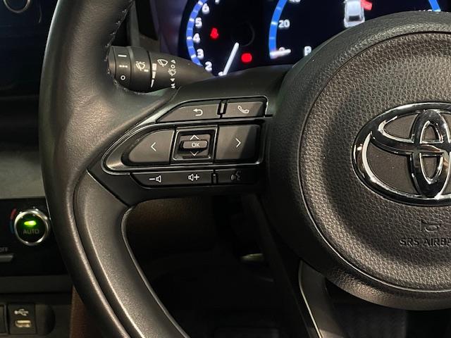 ヤリスクロス Ｚ　４ＷＤ　トヨタセーフティセンス　Ｔコネクトナビ　全方位カメラ　Ｂｌｕｅｔｏｏｔｈ接続可　ビルトインＥＴＣ　ドラレコ　１８インチ純正アルミ　ＬＥＤヘッドライト　寒冷地仕様　電動リアゲート　シートヒーター（17枚目）