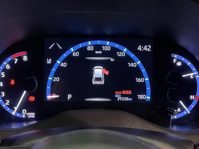 ヤリスクロス Ｚ　４ＷＤ　トヨタセーフティセンス　Ｔコネクトナビ　全方位カメラ　Ｂｌｕｅｔｏｏｔｈ接続可　ビルトインＥＴＣ　ドラレコ　１８インチ純正アルミ　ＬＥＤヘッドライト　寒冷地仕様　電動リアゲート　シートヒーター（21枚目）