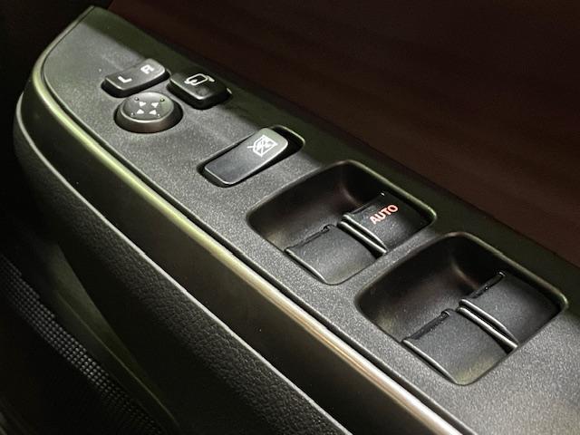 ソリオバンディット ハイブリッドMV スズキコネクト対応車 スズキセーフティ メーカーOP9インチナビ 全方位カメラ フルセグTV Bluetooth接続可 DVD再生 LEDヘッドライト LEDフォグ 両側パワスラ 追従クルコン(30枚目)