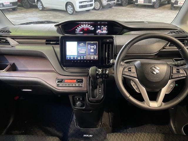 ソリオバンディット ハイブリッドＭＶ　４ＷＤ　ハイブリッドＭ全方位モニター付きナビ　フルセグ　スズキコネクト対応　両側パワースライドドア　ＬＥＤヘッドライト　アダプティブクルーズコントロール　シートヒーター　電動パーキングブレーキ（2枚目）