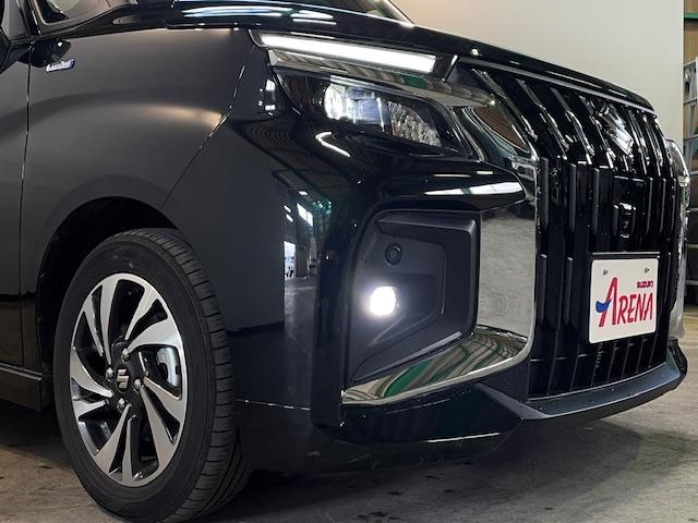 ソリオバンディット ハイブリッドＭＶ　４ＷＤ　ハイブリッドＭ全方位モニター付きナビ　フルセグ　スズキコネクト対応　両側パワースライドドア　ＬＥＤヘッドライト　アダプティブクルーズコントロール　シートヒーター　電動パーキングブレーキ（11枚目）