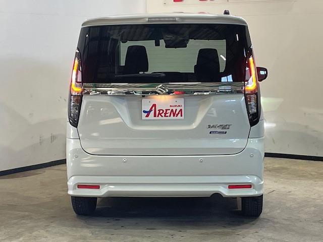ソリオバンディット ハイブリッドＭＶ　４ＷＤ　全方位モニター付きメモリーナビ　フルセグ　スズキコネクト対応車　両側パワースライドドア　ＬＥＤヘッドライト　シートヒーター　コーナーセンサー　スズキセーフティサポート　Ｂｌｕｅｔｏｏｔｈ（5枚目）